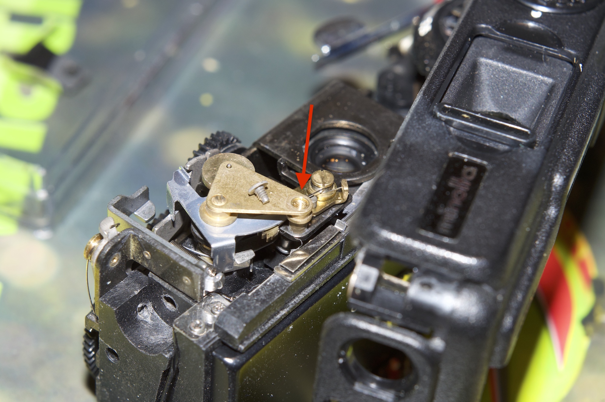 Minolta 16QT escapement 1.jpeg