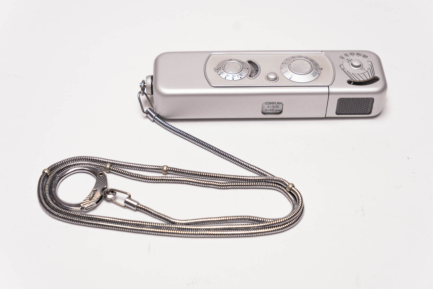 Minox with chain-1.jpg