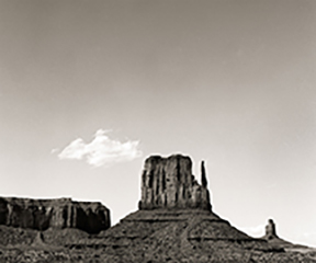 monument-valley-with-cloud.jpg
