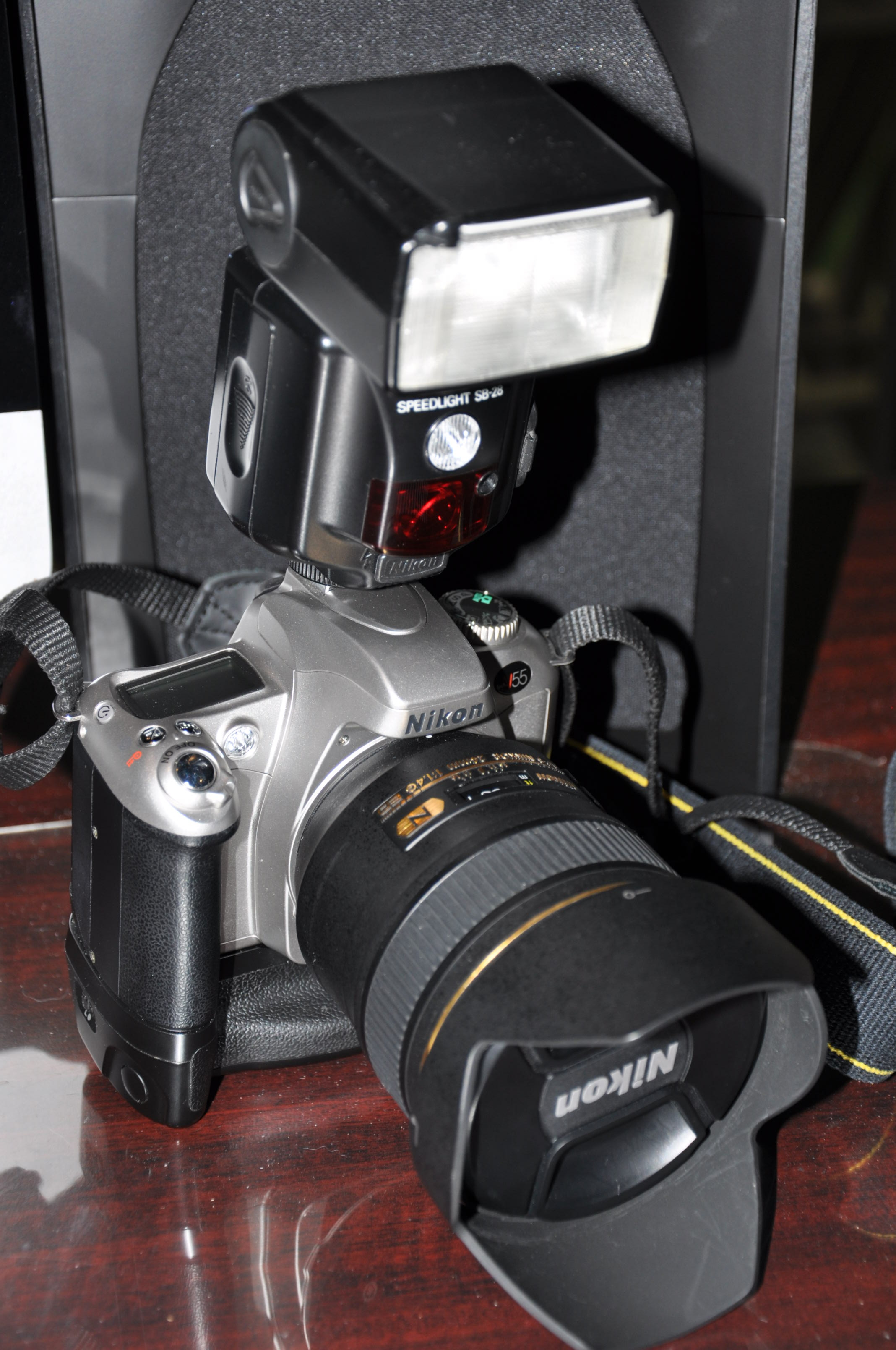 N55 and 24mm 1.4 manual focus.JPG