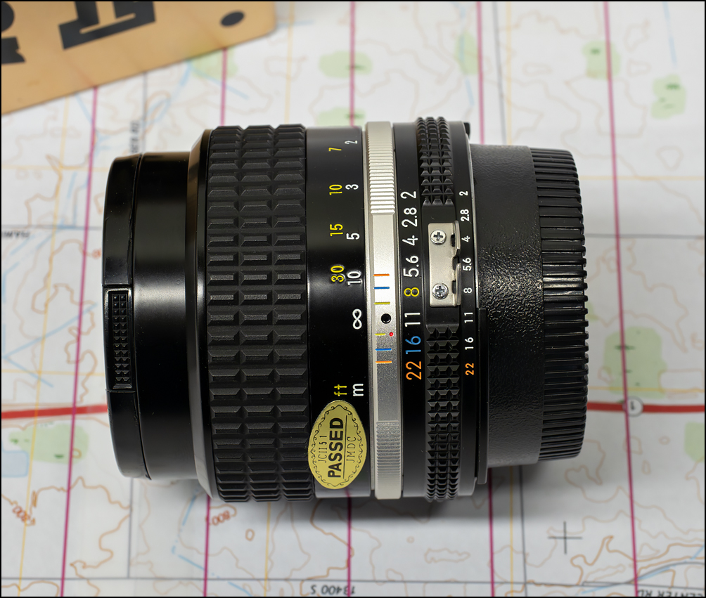 nikkor85mm-3.jpg