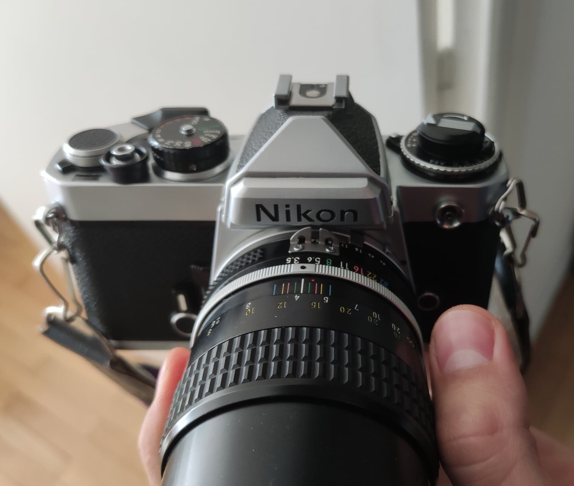 Nikon.jpg
