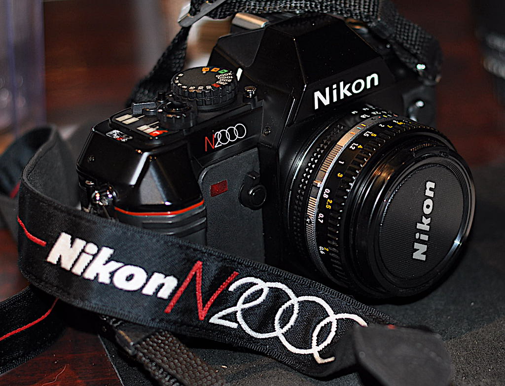 Nikon N2000 final.JPG