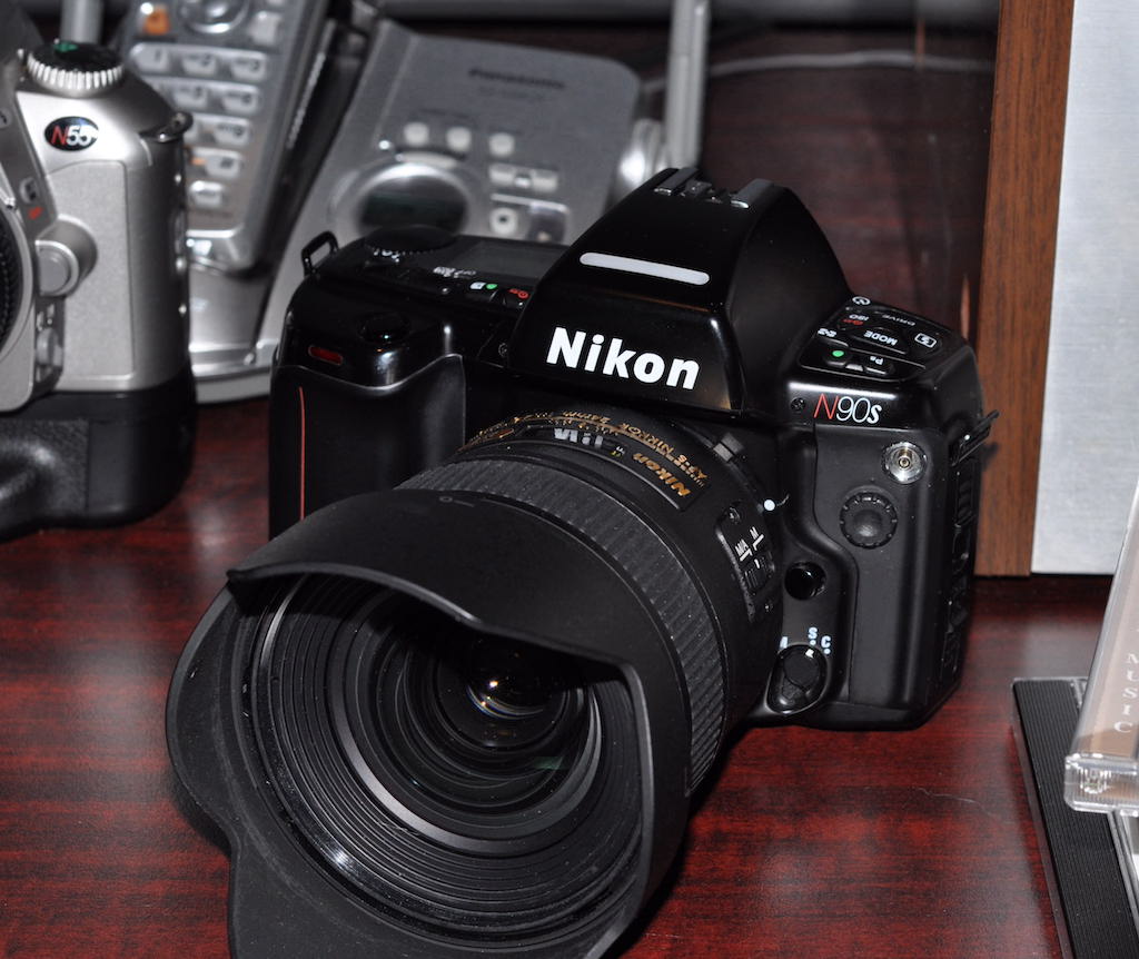 Nikon n90s 2.JPG