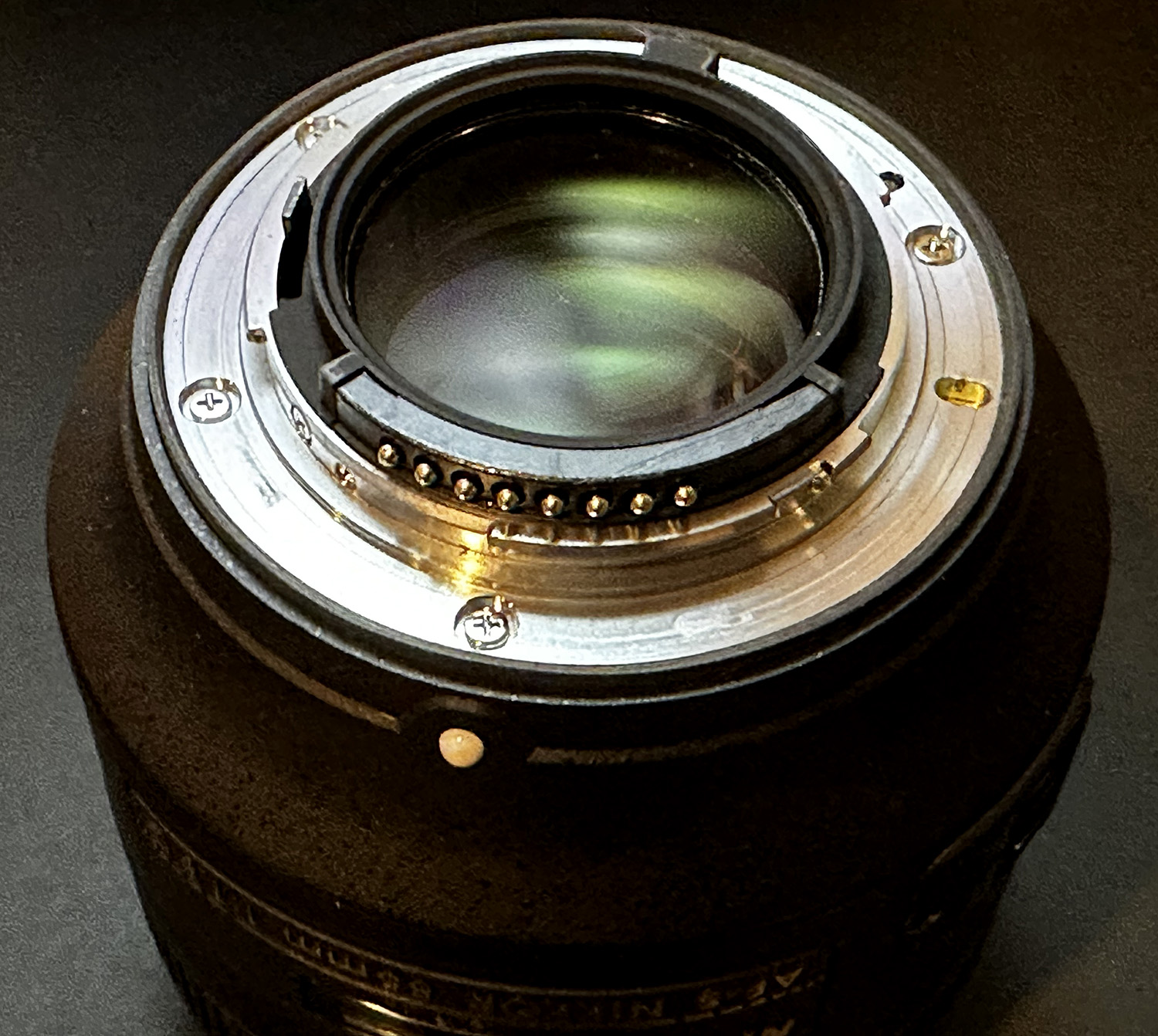 Nikon85mm.5.JPG
