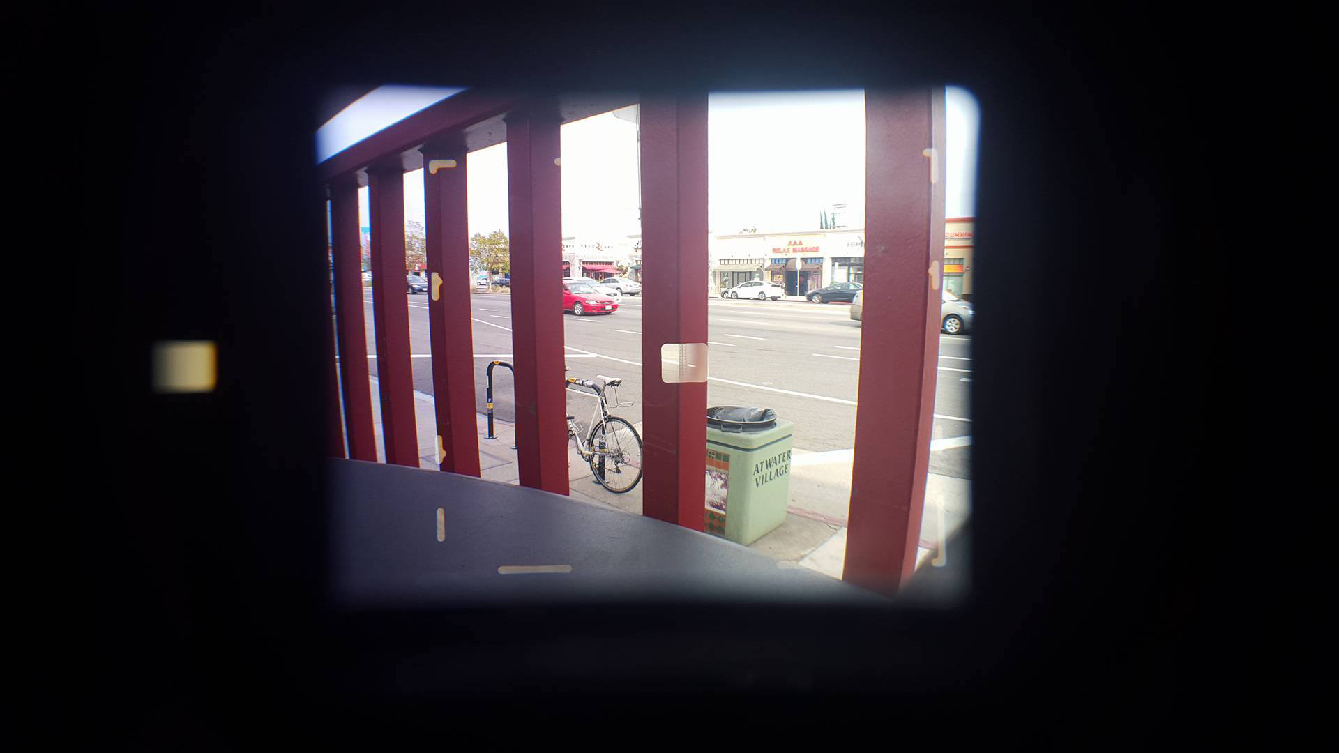 no lens.jpg