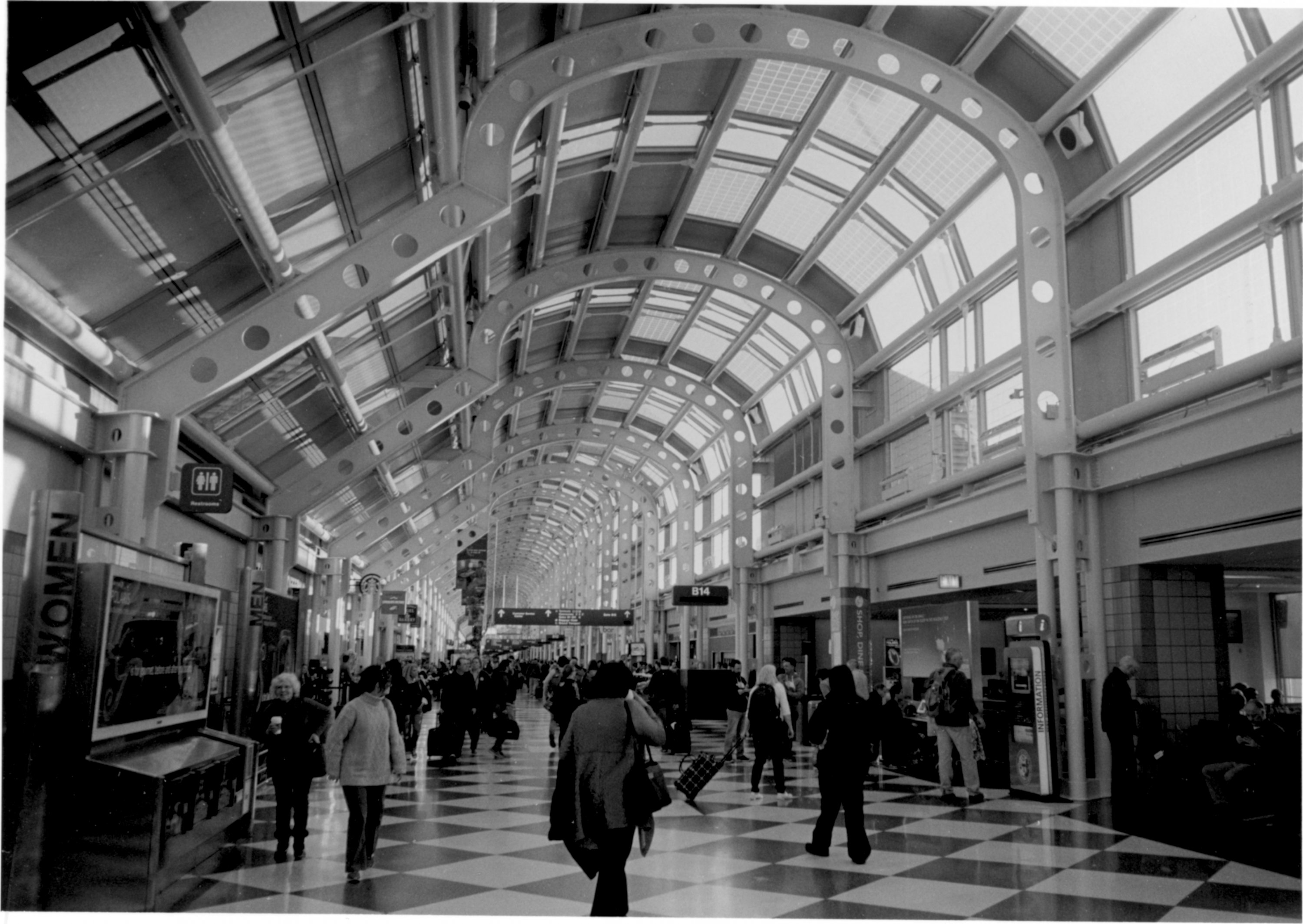O'Hare Terminal.jpg