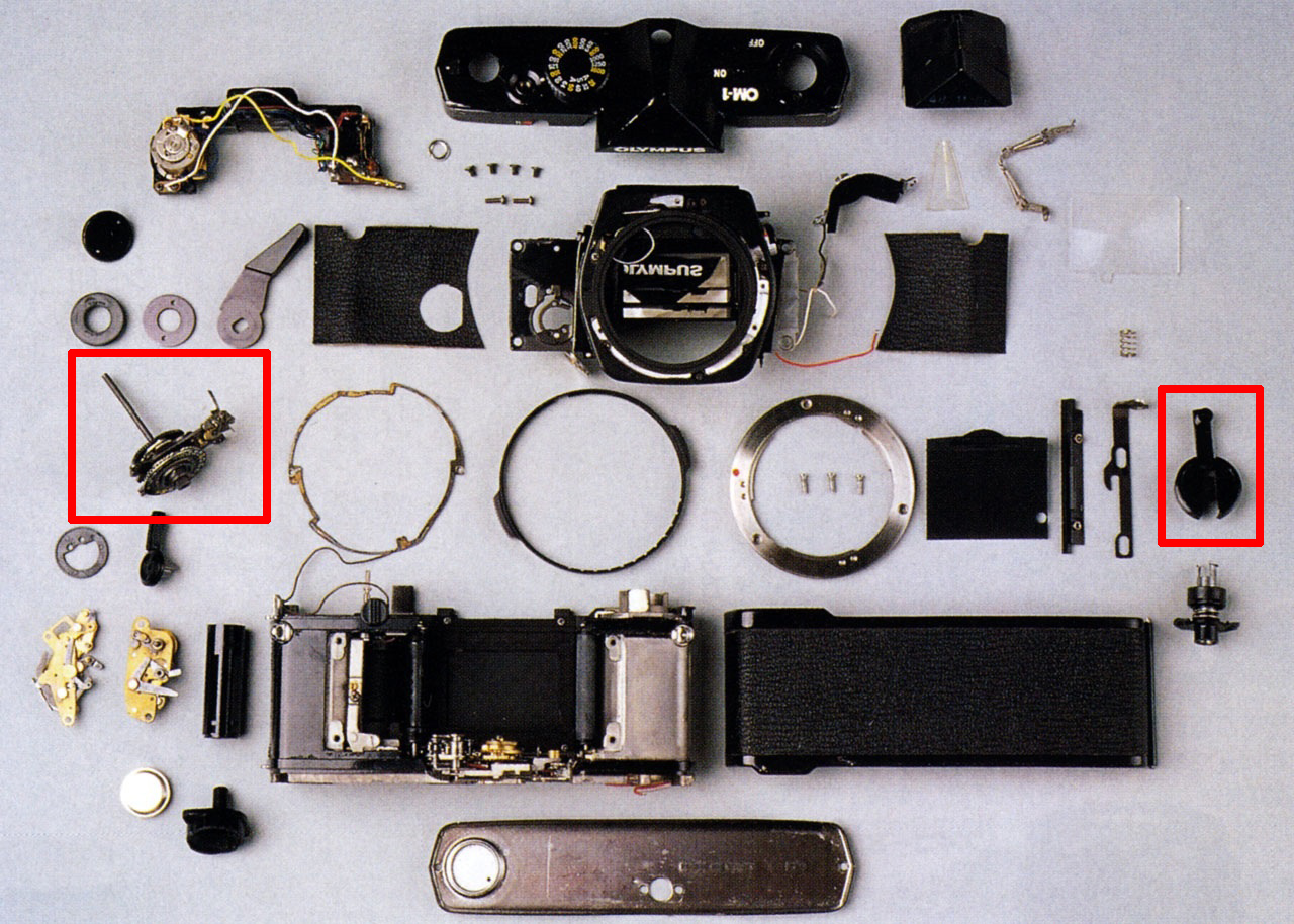 Olympus OM-1 Teardown01.jpg