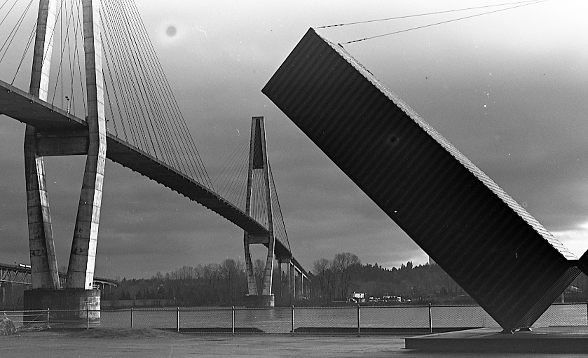 P30_SkyTrainBrige.jpg