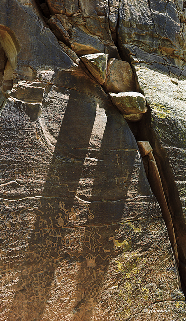 Petroglyphs Bar V Bar Heritage Site  .jpg