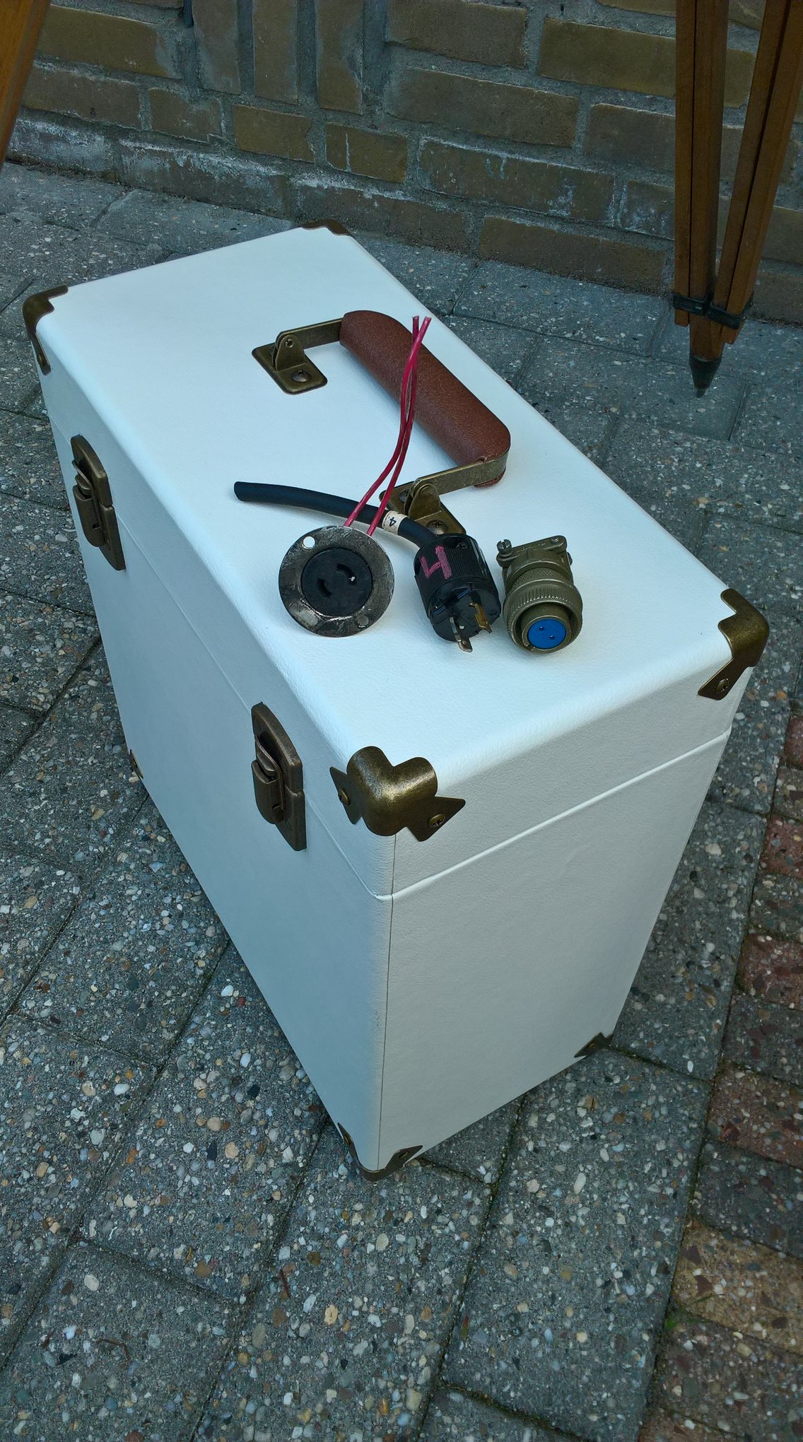 PH403case02.jpg