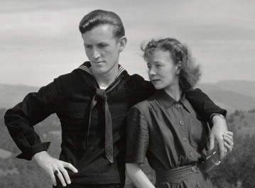 Photo_of_Cole_Weston_with_wife_By Edward Weston_PHOTOGRAPHER_closeup.jpg