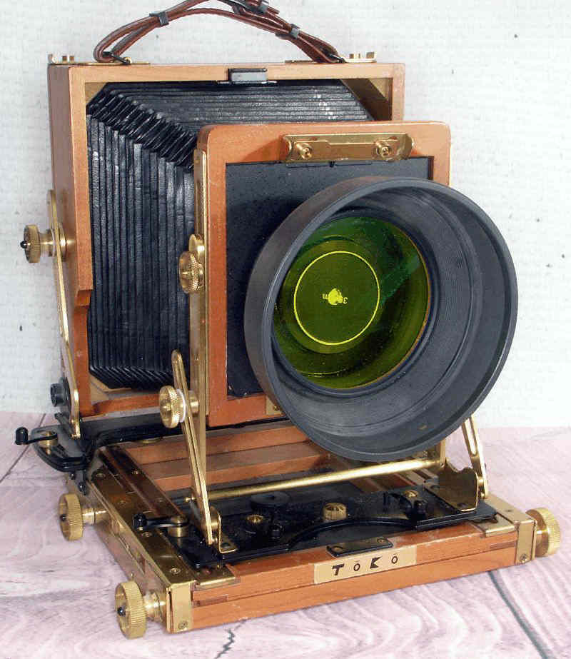 pinhole2.jpg