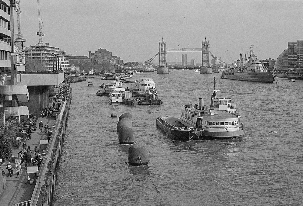 Praktica PLC 2 + 50mm.jpg