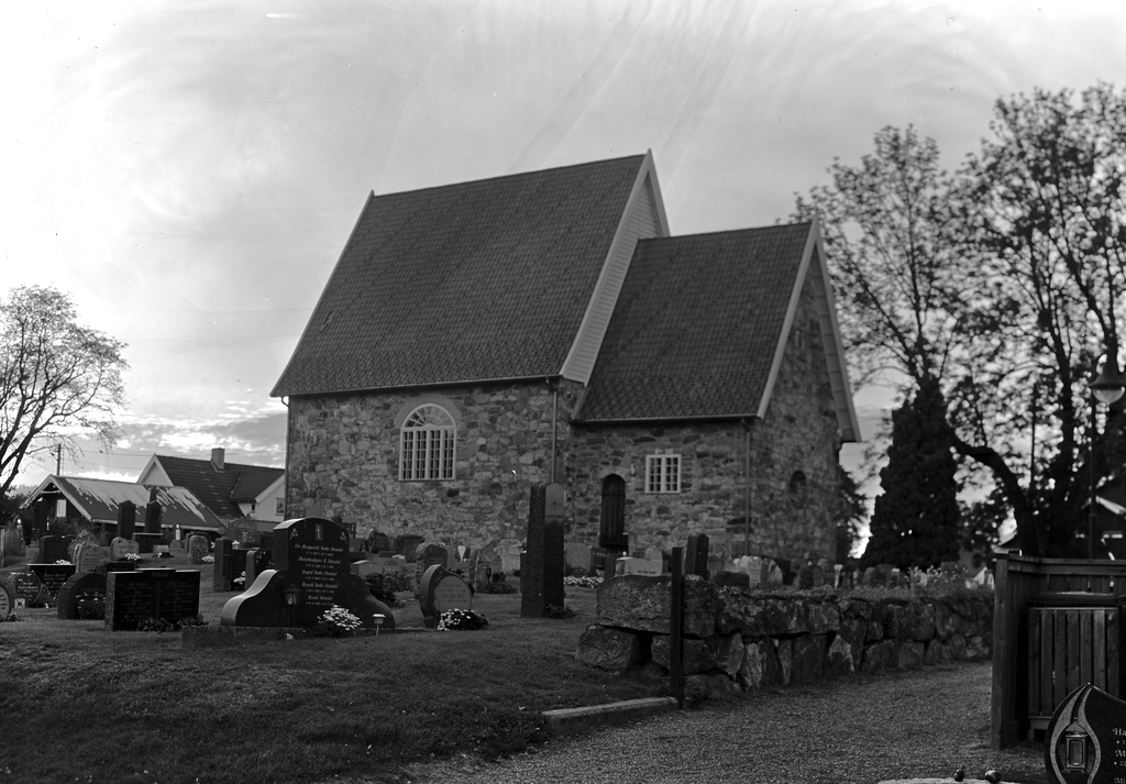 raw0004-Industar-37_f32-pos.tif.jpg