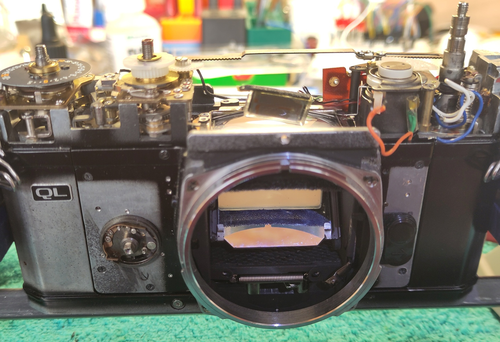 Reass_MirrorBox3.jpg