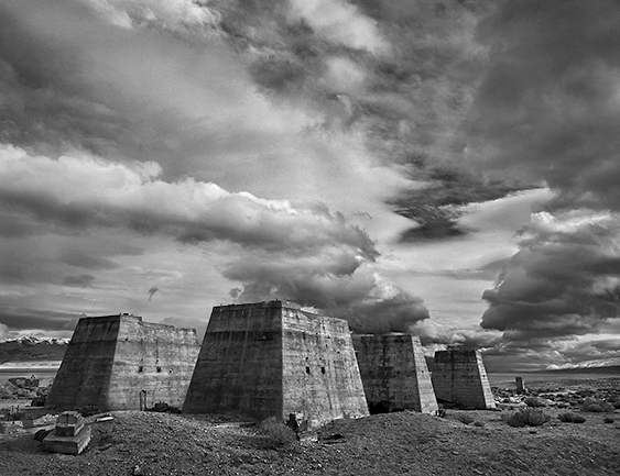 Ruins, Owen Valley[2039) 4d.jpg