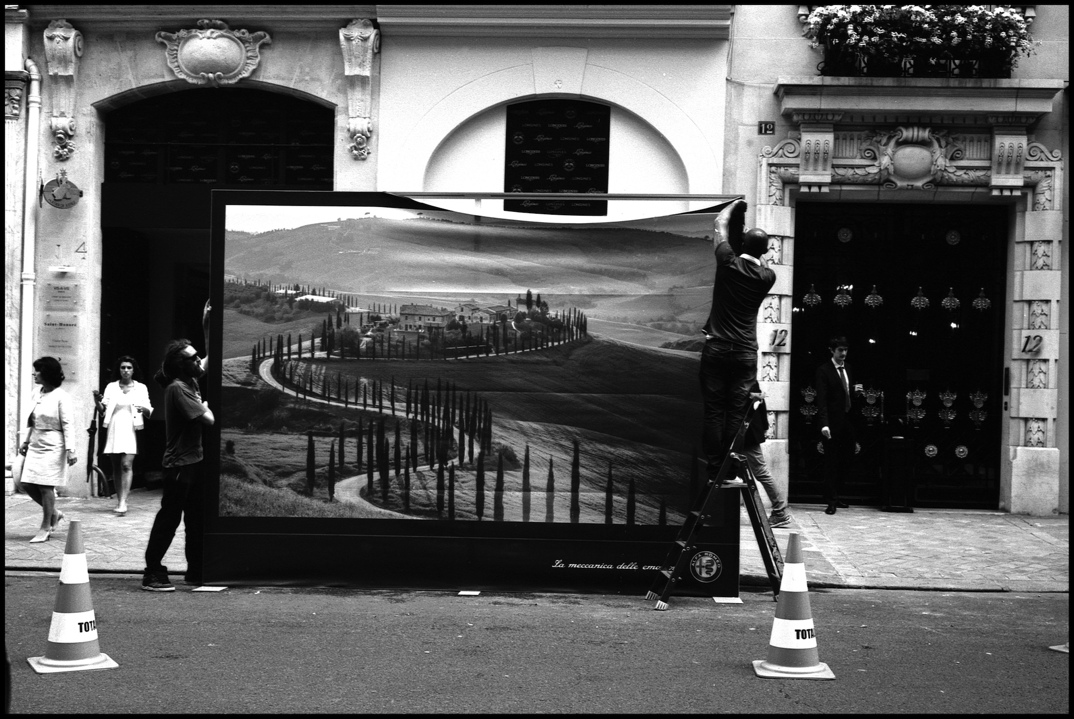 Sign 11 018 copy.jpg