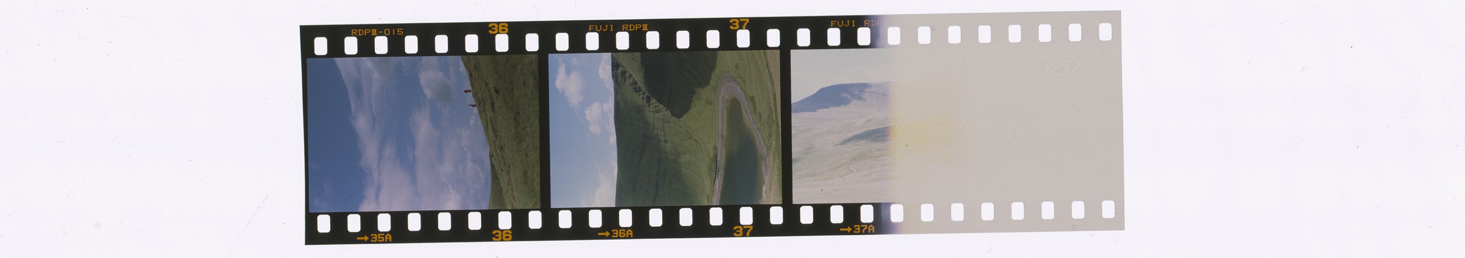 TRIAL8filmDOWNARglassfilmUP.jpg