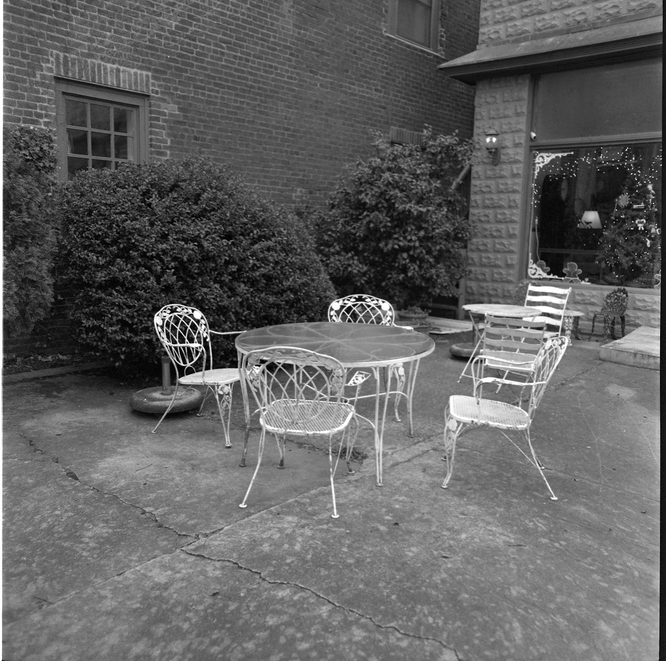 TriX 400 D76 1 to 1 68d 25rpm 9min 45 sec005A.jpg