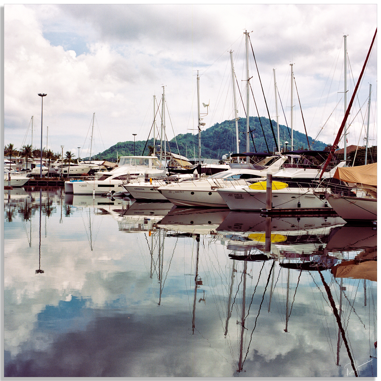 Untitled-(4)-(2).jpg