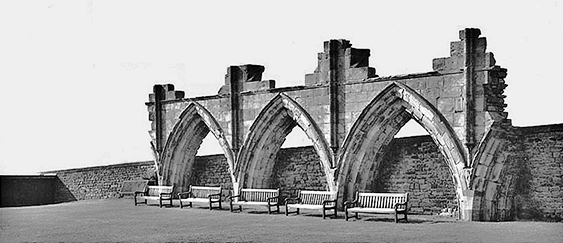 Whiby Abbey 2.jpg