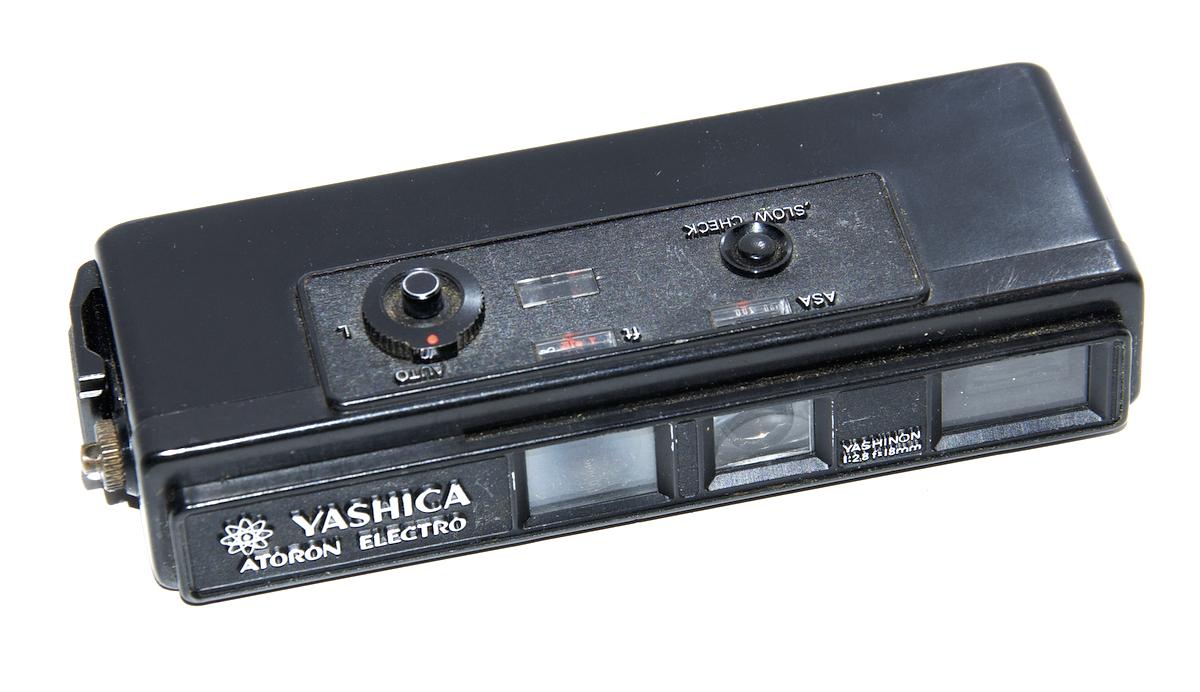 Yashica Atron.jpeg