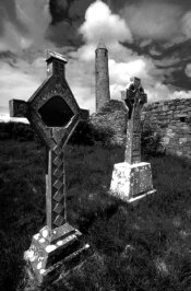 Round Tower and Crosses  Mono.jpg