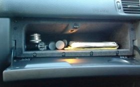 glovebox.JPG
