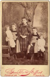 dolls_sisters.jpg