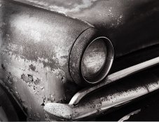 old-ford-headlight2_burned_850x657.jpg