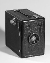 BoxCameraPinhole.jpg