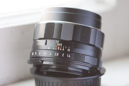 Pentax-S-M-C-Takumar_50mm1point4_(4_of_11).jpg