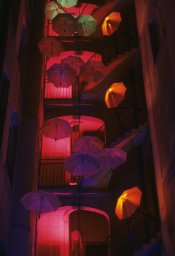 Umbrellas_Lyon.jpg