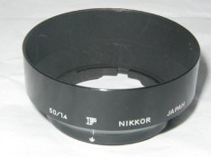 Nikon_Hood_1.JPG