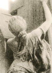 Lith_statue_3b_peppercrop.jpg