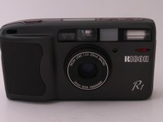 Ricoh R1 front.jpg Ricoh R1 front.jpg