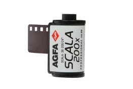 Agfa_Scala_200-film-001.jpg Agfa_Scala_200-film-001.jpg
