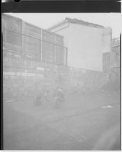 Raudonas triratukas.jpg