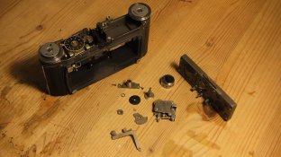 LensAndShutterRemoval4.jpg