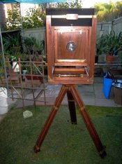 14x17-on-tripod-front-shot.jpg