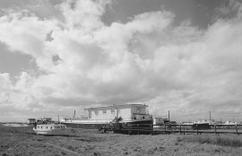 Mersea Houseboats .jpg