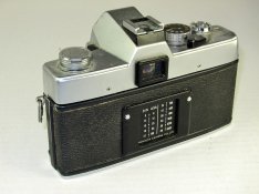 Minolta.SR-T201.Body.SN1372751-09[rear]-S9o_2393.JPG