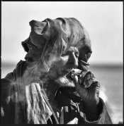 Smoking Bedoin.1_NIK_web_gs.jpg