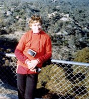 Gary at Melville Caves lookout_June1982.jpg