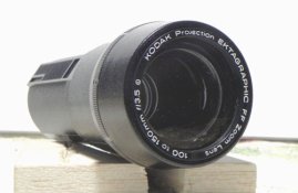 Kodak ektagraphic zoom 100 to 150 mm  side view.jpg
