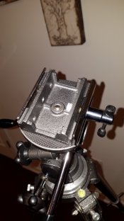 Gitzo 3 way with quick release cb.jpg