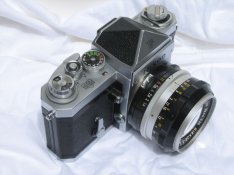 Nikon F 030 copy.jpg