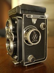 Rollei Left.jpg