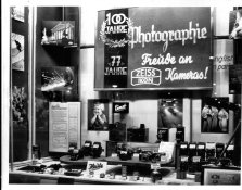 zeiss_store_display_1939_sm.jpg